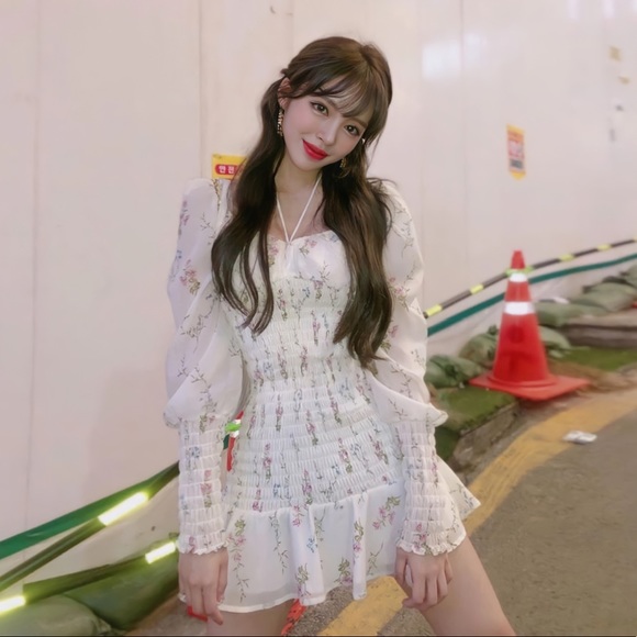 SOLD YesStyle Dixon Ivory Long Sleeve Floral Mini Chiffon Dress - Picture 4 of 12